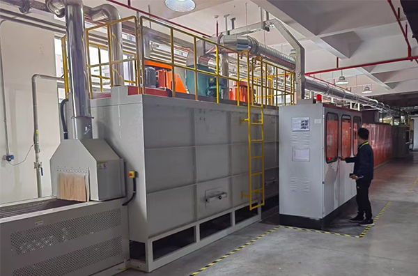 釬焊爐安裝調試順利完成